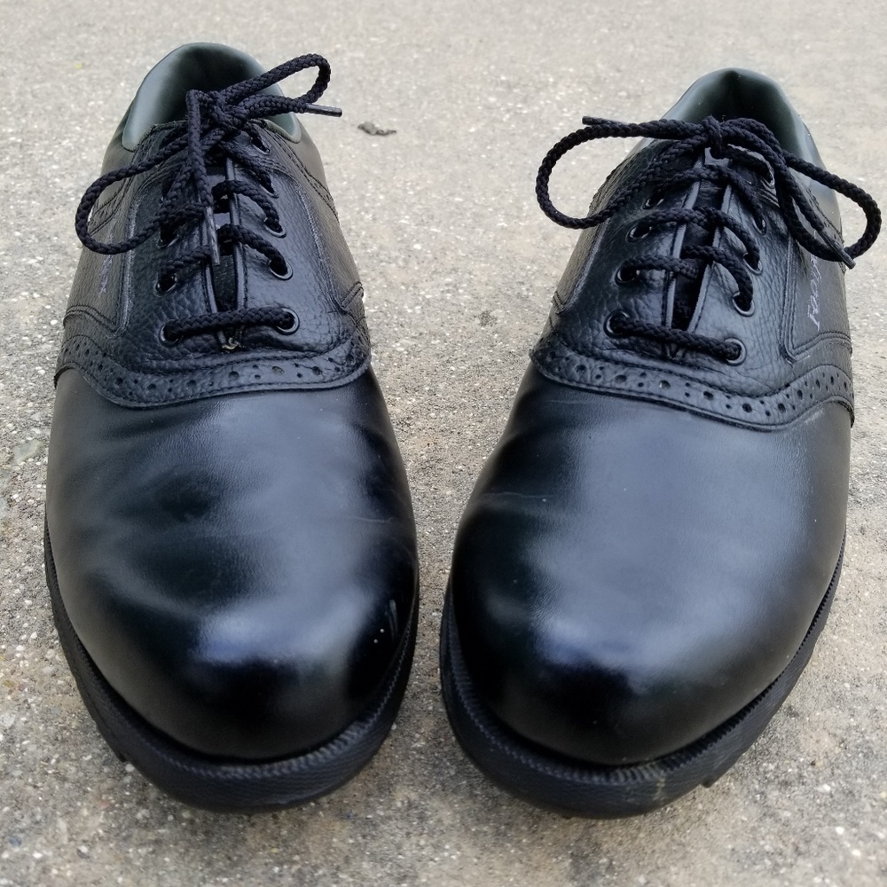 FootJoy golf shoes - size 11m
